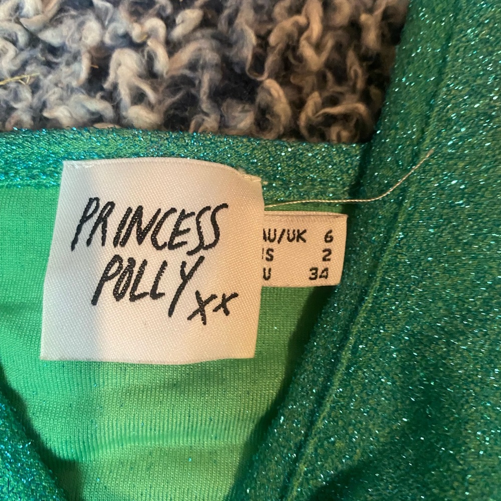 Princess Polly Sparkling Green Top - Picture 2 of 3